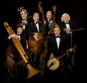 201711010601LES LUTHIERS elenco nuevo4.jpg